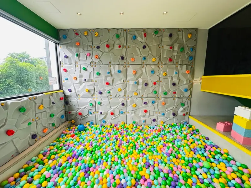 【寗夏時光】宜蘭冬山超人氣親子民宿｜電動車、戲水池、遊戲區一