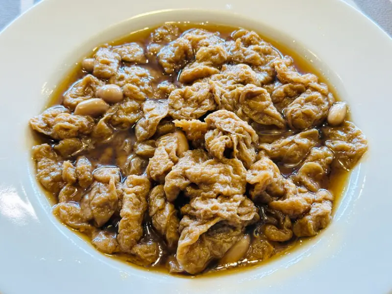 【寗夏時光】宜蘭冬山超人氣親子民宿｜電動車、戲水池、遊戲區一