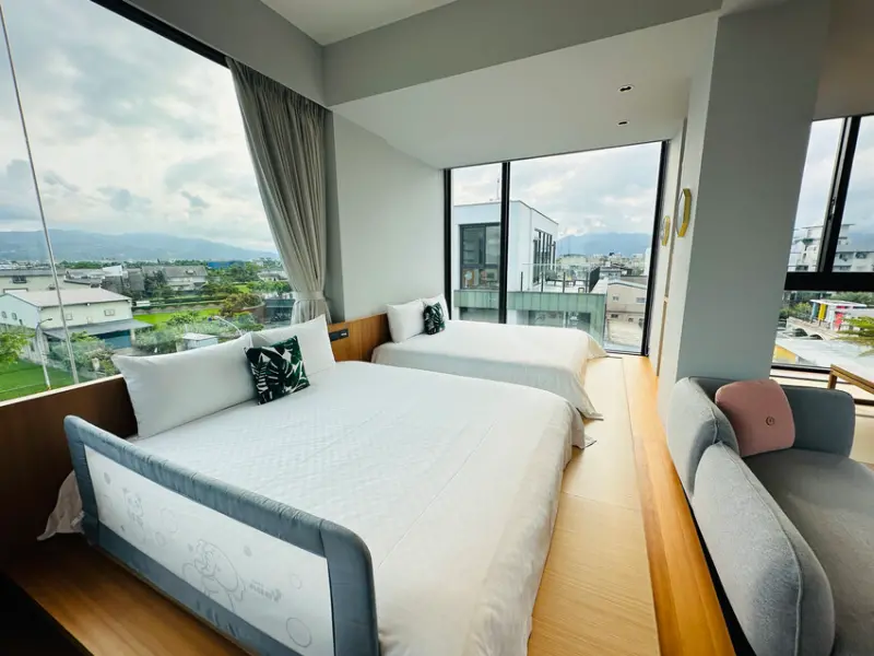 【寗夏時光】宜蘭冬山超人氣親子民宿｜電動車、戲水池、遊戲區一