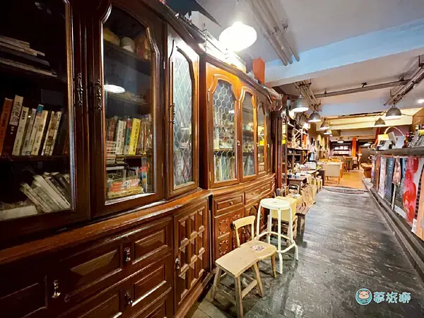 書店 咖啡 「凝流書店生活」    04.png