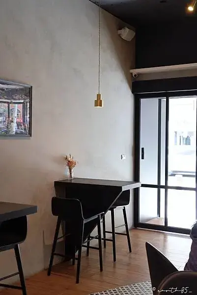 [ 台北美食 ] LOTUS CAFFÉ-大安區黑灰系咖啡館
