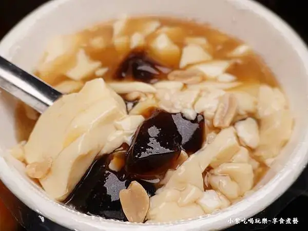  仙草小薏仁花生豆花-大囍豆花 (1).jpg