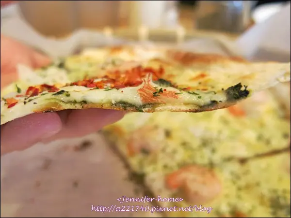 [美食的體驗] 背包廚房有薄脆如餅乾的披薩在等您