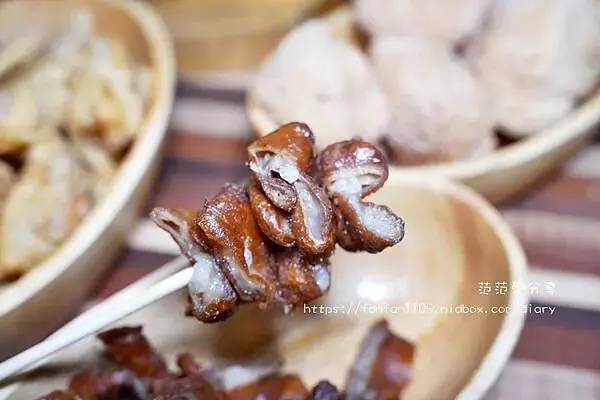 【中和麵線推薦】賴桑透抽蚵仔麵線 中和店 只要$35元起 必點魔霸特餐、魔霸雞排、炸麻糬 (17).JPG