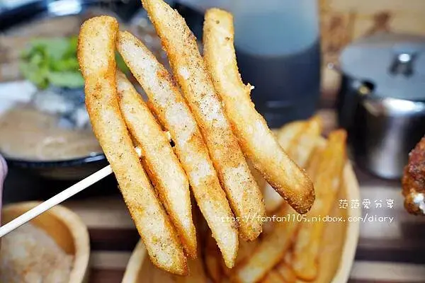 【中和麵線推薦】賴桑透抽蚵仔麵線 中和店 只要$35元起 必點魔霸特餐、魔霸雞排、炸麻糬 (20).JPG