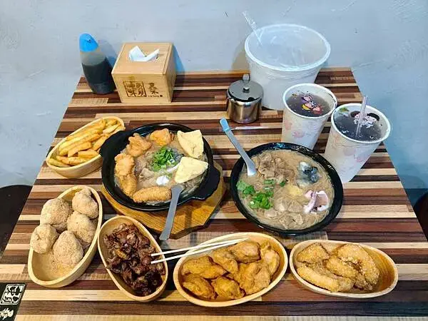 捷運中和站親民美食“賴桑透抽蚵仔麵線-中和店” 超滿足大爆滿