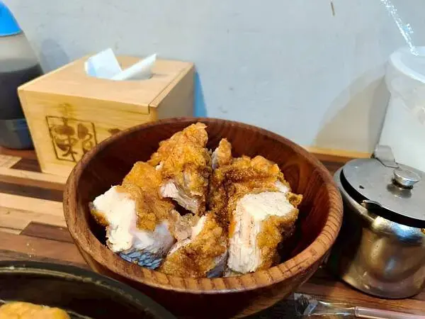 捷運中和站親民美食“賴桑透抽蚵仔麵線-中和店” 超滿足大爆滿