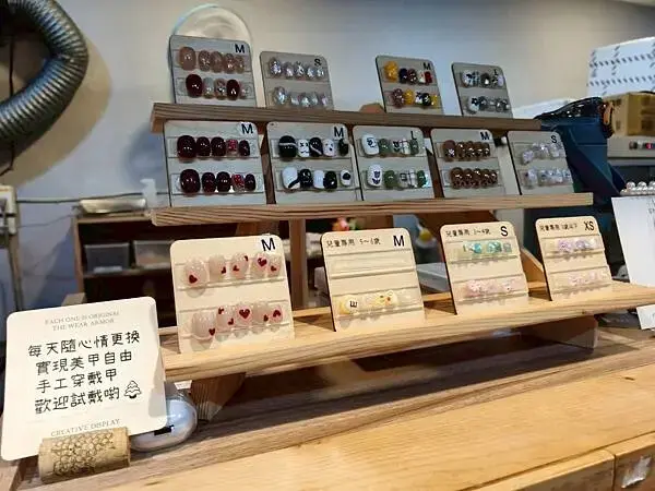 捷運中和站親民美食“賴桑透抽蚵仔麵線-中和店” 超滿足大爆滿