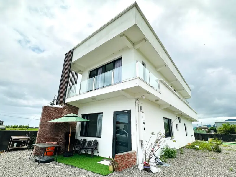 【田邊走走2館】宜蘭冬山親子包棟民宿首選！被稻田環抱的療癒空