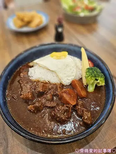 捷運明德．喵胃MEOW WAY (日式咖哩飯)