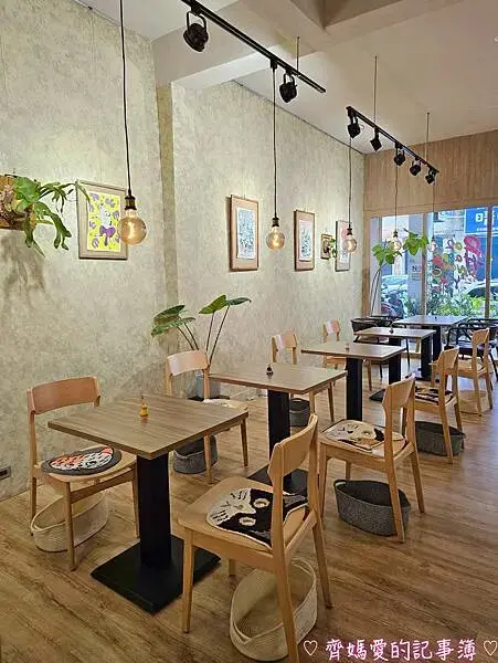 捷運明德．喵胃MEOW WAY (日式咖哩飯)