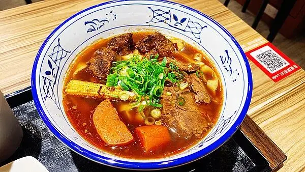 老福家常牛肉麵│吃麵送紅茶、珍奶、小菜，還可以裝滿外帶│土城牛肉麵推薦、板橋牛肉麵推薦、板橋土城美食推薦-31.jpg