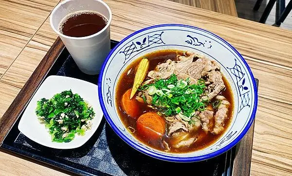 老福家常牛肉麵│吃麵送紅茶、珍奶、小菜，還可以裝滿外帶│土城牛肉麵推薦、板橋牛肉麵推薦、板橋土城美食推薦-24.jpg