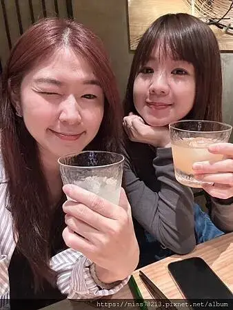 和牛控請注意!王品集團旗下頂級「阪前和牛鐵板燒」日本A5黑毛和牛 蒜頭和牛炒飯好好吃ㄟ!