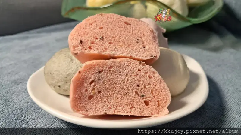 愛肯饅頭，蒸熟的蔬果與麵糰混合 | 台北市自閉兒社會福利基金