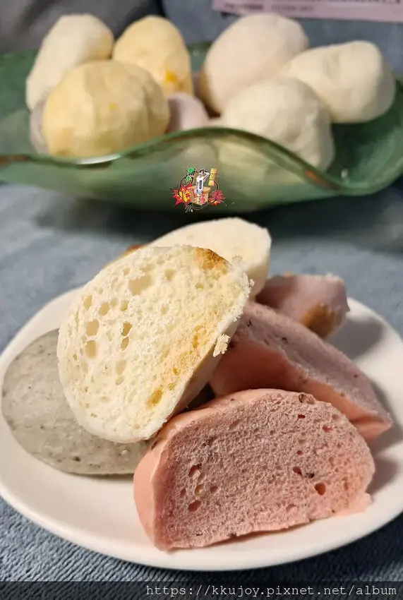 愛肯饅頭，蒸熟的蔬果與麵糰混合 | 台北市自閉兒社會福利基金