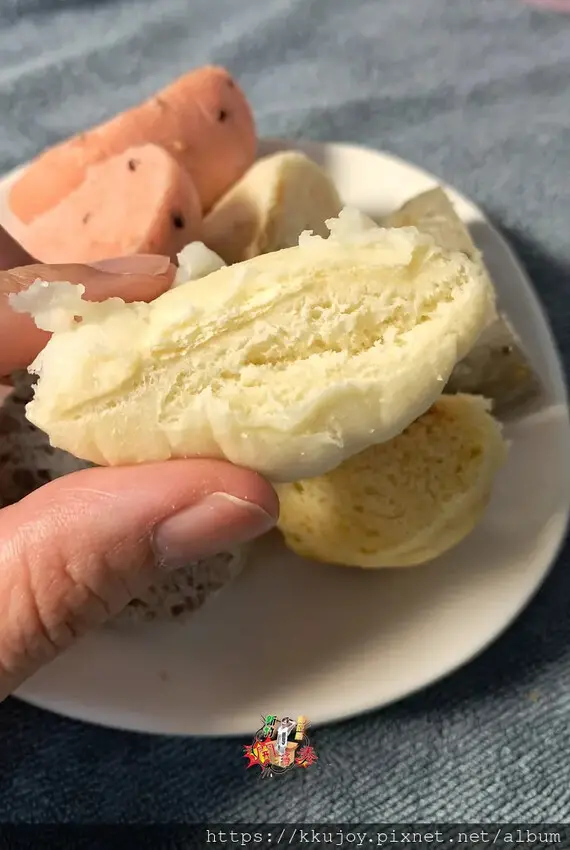 愛肯饅頭，蒸熟的蔬果與麵糰混合 | 台北市自閉兒社會福利基金