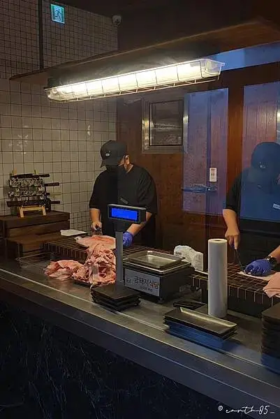 [ 台北美食 ] 金豬食堂 Gold Pig Taiwan-