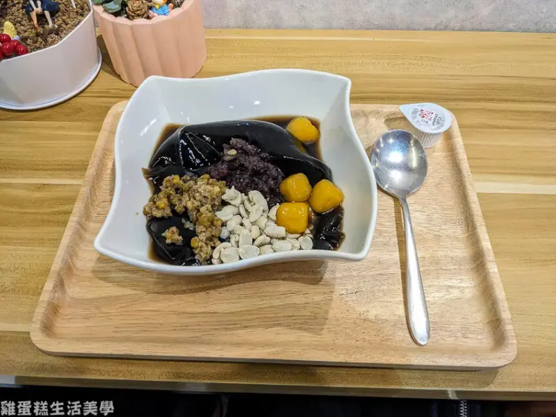 【新竹食記】獅子吼嫩仙草(關新店)