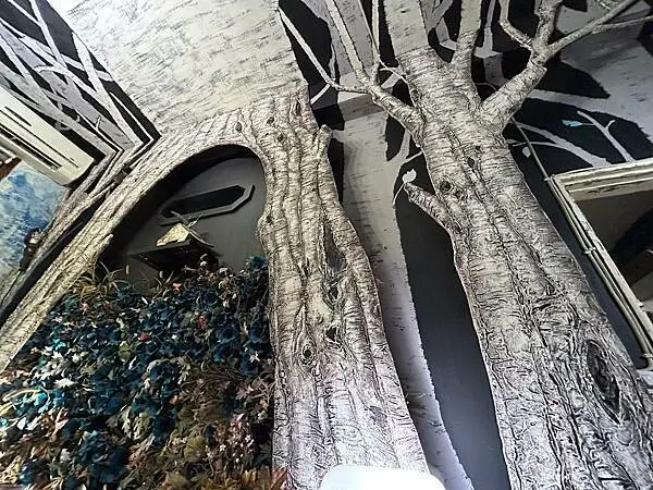 【台南東區】134巷女巫的插畫和早午餐～像闖進愛麗絲夢遊仙境