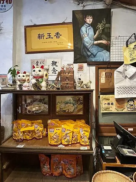 【台南安定區】豬飼料杆仔店～油漆桶、蚊香罐、豬飼料袋的古早味