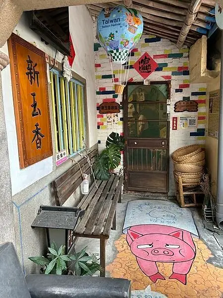 【台南安定區】豬飼料杆仔店～油漆桶、蚊香罐、豬飼料袋的古早味