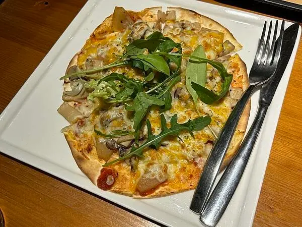 【屏東美食】打舖2號店～超美的工業風蔬食餐廳，各式各樣道地的