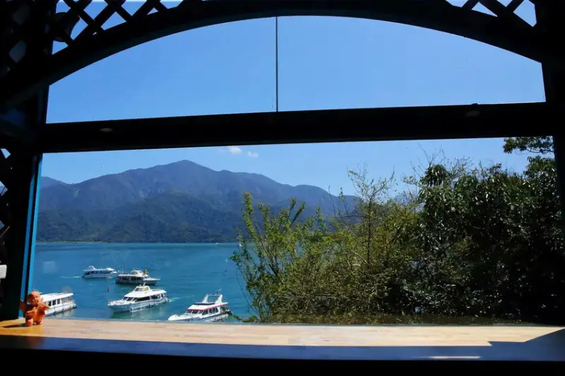 日月潭景觀餐廳推薦，眺Tiao，水社碼頭咖啡廳，270度湖景