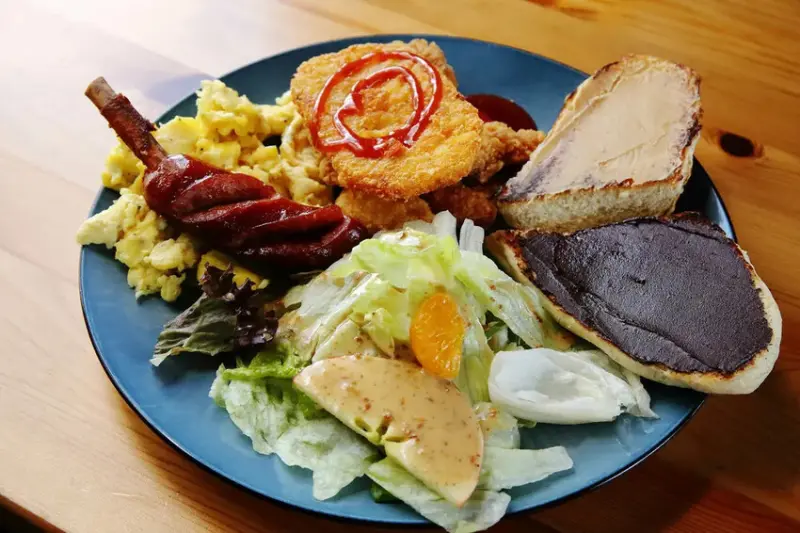 日月潭景觀餐廳推薦，眺Tiao，水社碼頭咖啡廳，270度湖景