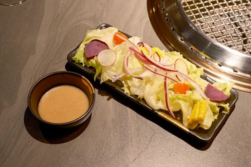 台中南屯｜質感燒肉新開幕！試營運9折再送大蝦海鮮粥、松葉蟹壽