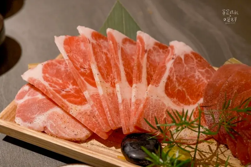 台中南屯｜質感燒肉新開幕！試營運9折再送大蝦海鮮粥、松葉蟹壽