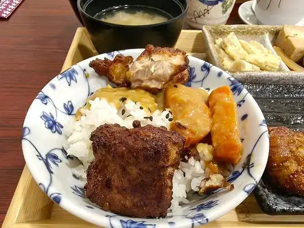 新北市三重平價親民日式美食推薦-彌的食堂-創意料理/日式定食