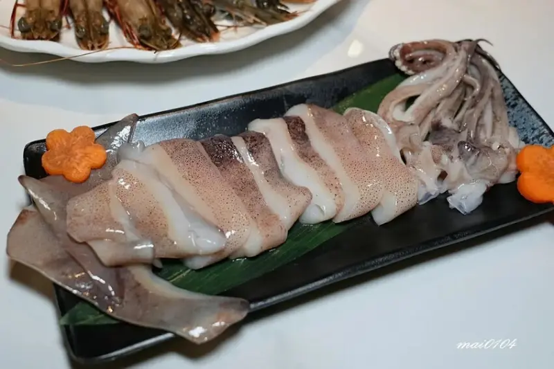 楊梅鍋物｜砸鍋火鍋專賣店～肉品、海鮮自由搭配，白飯、滷肉燥、