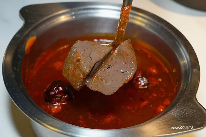 楊梅鍋物｜砸鍋火鍋專賣店～肉品、海鮮自由搭配，白飯、滷肉燥、