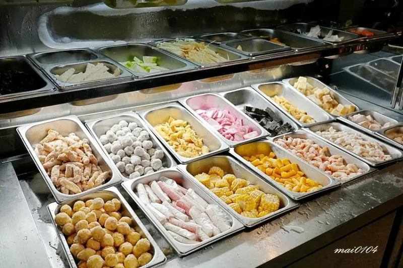 楊梅鍋物｜砸鍋火鍋專賣店～肉品、海鮮自由搭配，白飯、滷肉燥、