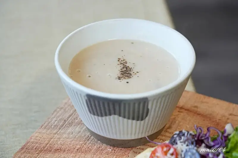 桃園平鎮美食｜鹿途咖啡LU•TU～充滿綠色植栽的早午餐、義大