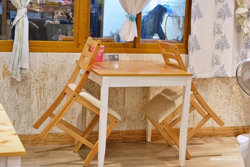 沒有招牌、隱藏在市場裡的日式料理，料多味美的味增湯免費喝到飽