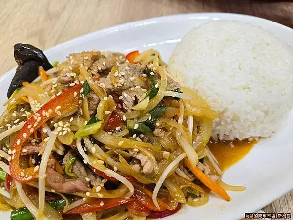 新村館10-炒冬粉飯.jpg