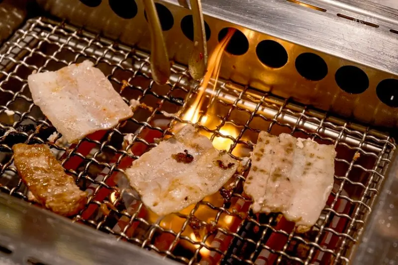 台中北屯｜築間旗下韓式燒肉！5/9起全新吃到飽模式 飲料冰品