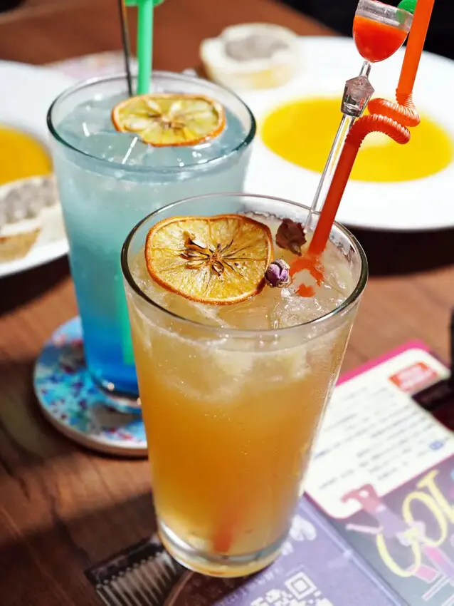 台南餐酒館【胖廚西式音樂餐廳】花襯衫狂歡駐唱生日趴│700元