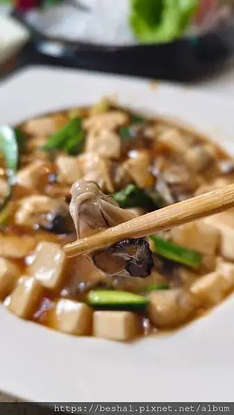 📍【在地人領路】朋友狂推不是沒原因！基隆「海之鄉」生魚片、臭