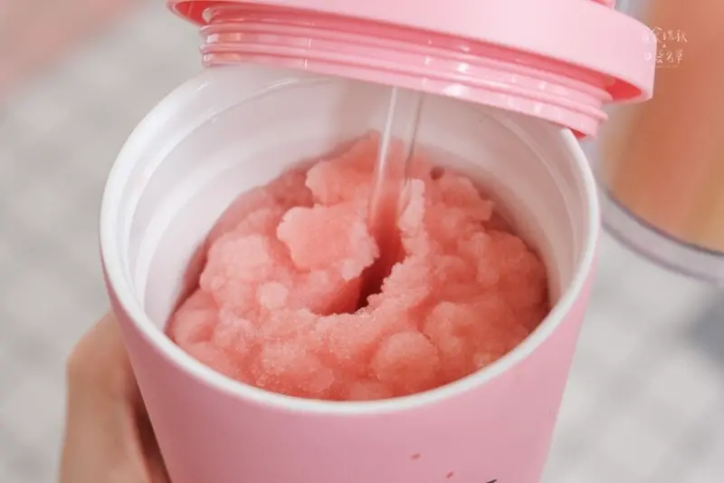 台中南屯｜炎炎夏日來杯冰沙透心涼！主打天然新鮮水果雪沙雪酪！