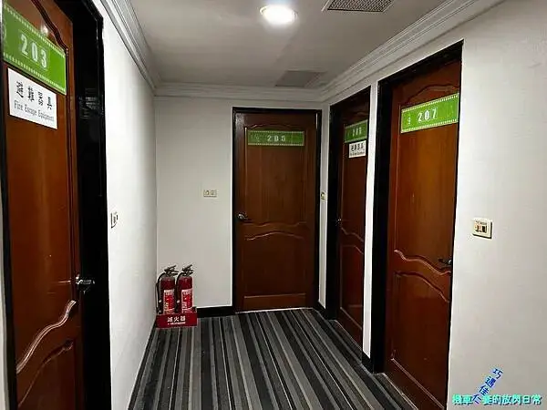 [南部住宿] 高雄鹽埕 河畔文旅 (非寵物旅館)