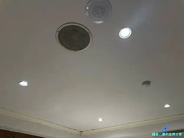 [南部住宿] 高雄鹽埕 河畔文旅 (非寵物旅館)