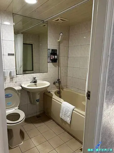 [南部住宿] 高雄鹽埕 河畔文旅 (非寵物旅館)