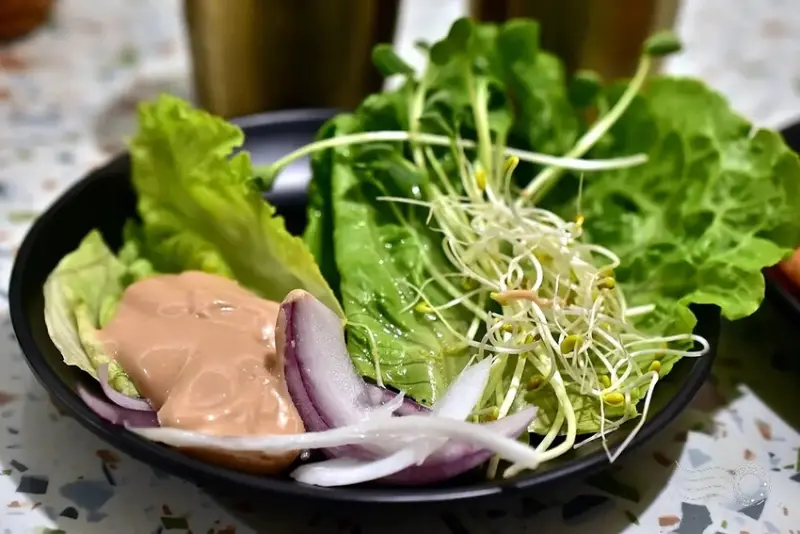 夯尼夯牛排中壢店:生菜沙拉