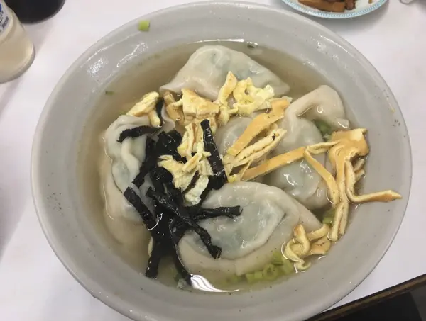 【西門】趙記菜肉餛飩大王｜巨無霸餛飩比水餃還大＊