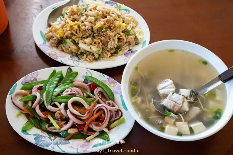 台東大武鄉美食推薦_華山飲食店，40年老店吃兩人海鮮餐410元，CP值太誇張，台九線南迴公路美食推薦_2025菜單 – 冠婷生活趣