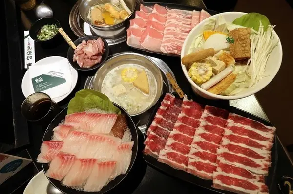 公館吃到飽 宮綺308火鍋 只要358肉肉吃到飽 平日優惠套餐超划算 不收一成吃到飽火鍋~        
      