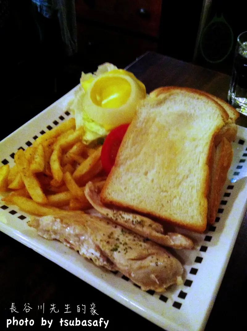 雨天與長谷川先生的家不期而遇